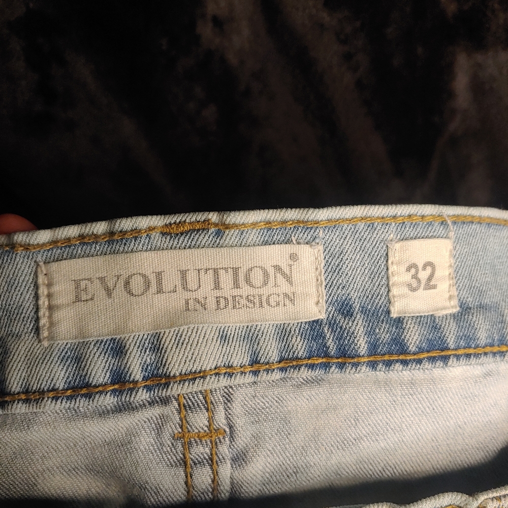 Evolution Jeans - Picture 10 of 11